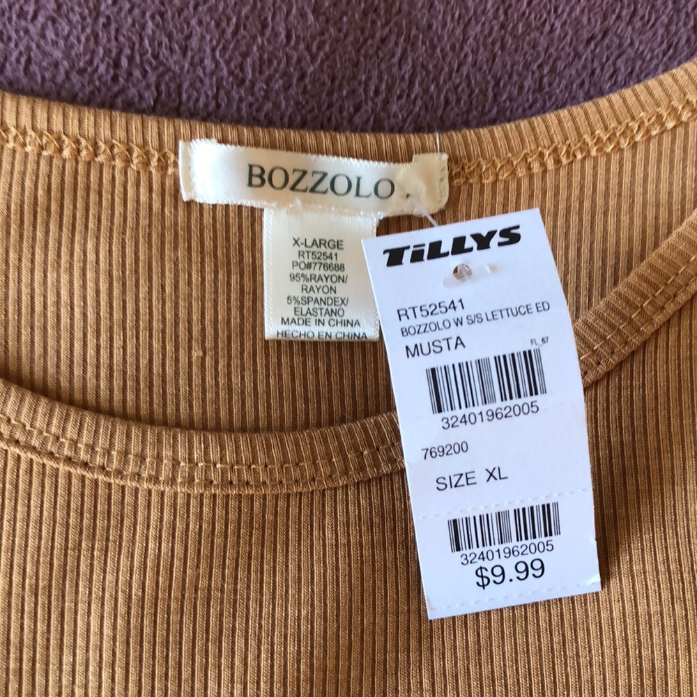 Mustard yellow T-shirt - Picture 2 of 2
